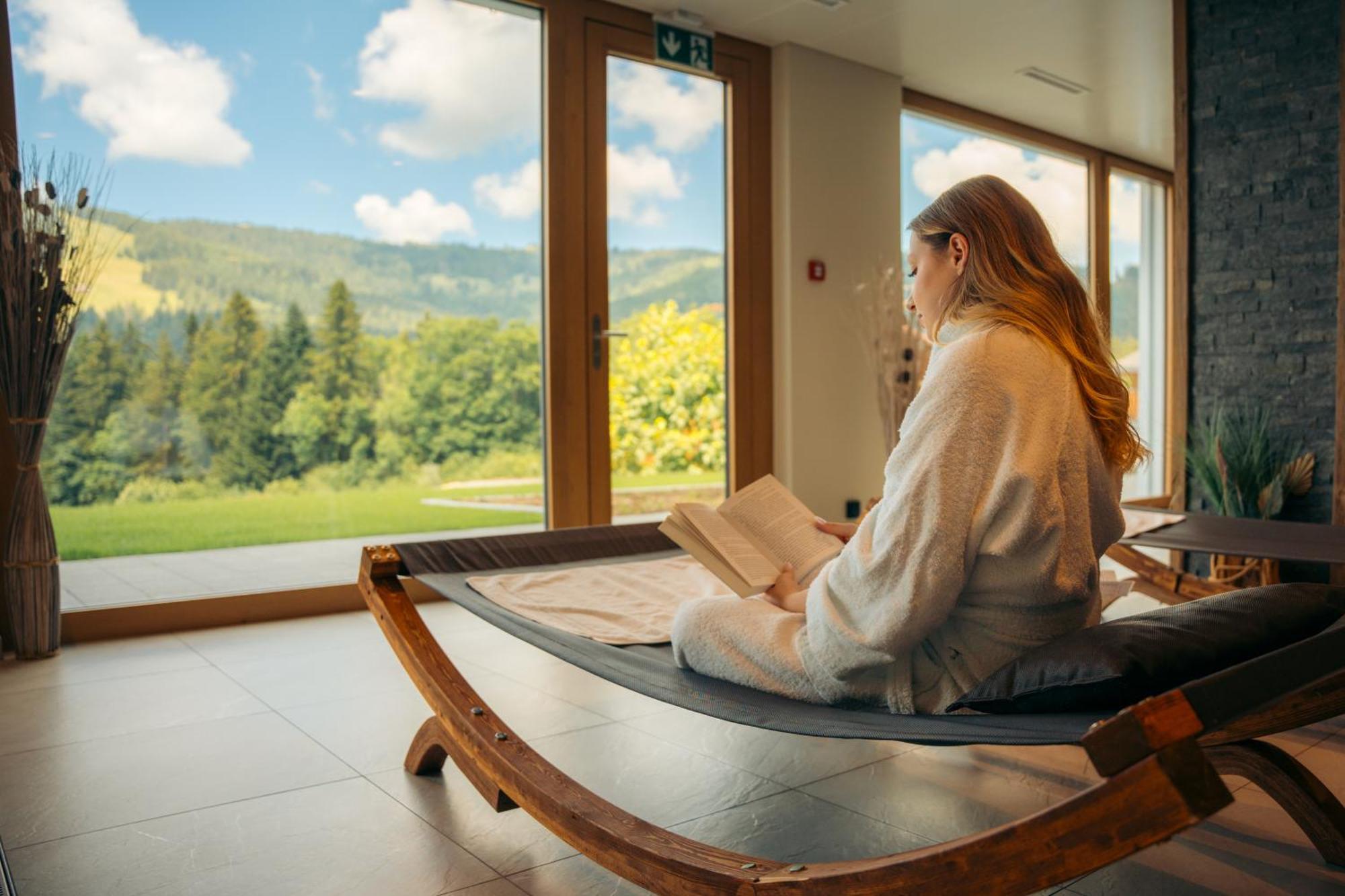 Boutique Hotel Corbetta - Spa 60M2 - La Montagne A 5 Minutes De L'Autoroute A12 Aux Paccots Sur Montreux - Nouveau Loft Familial - Profitez Du Lac Leman Et Des Montagnes En Meme Temps Les Paccots المظهر الخارجي الصورة
